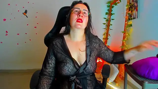 Susan_Foxx on StripChat 