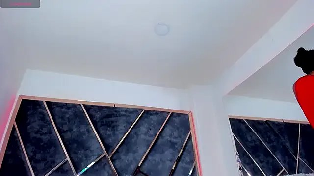 SusanaHenao on StripChat 