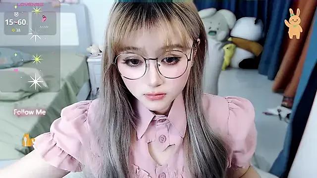 Sweet-18wanwan on StripChat 