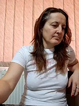 Sweet-milf- on StripChat 