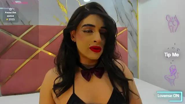 sweet_Elizabeth — precum on my tongue while i kiss u