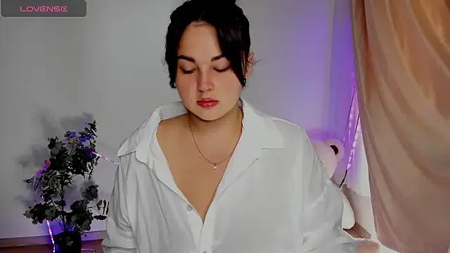 Talla_a on StripChat 