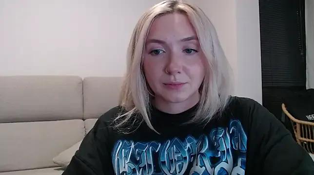 tattoobbgirl on StripChat 
