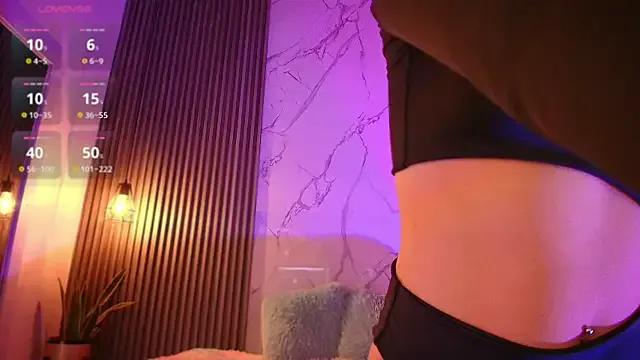 tiffany_johnson11 on StripChat 