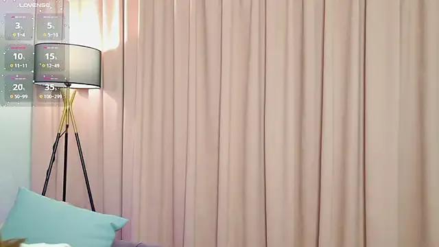 ur_shy_bambi on StripChat