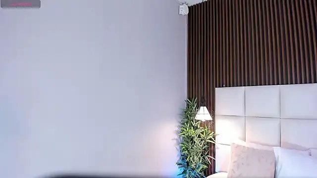 VanneCamiel on StripChat 