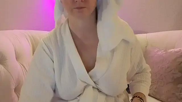 Vivian_MayXxX's avatar