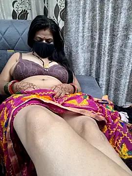 Wildhot_Sexcouple — blowjob cum in boobs and lip kiss