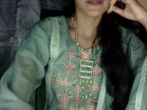 zara_Khan0 on StripChat 