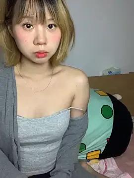 zhaomosheng125216 on StripChat