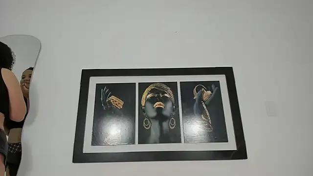 zoee_lovv on StripChat