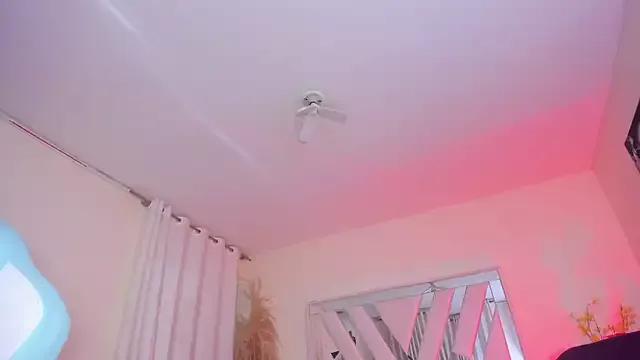 zully_jones on StripChat 